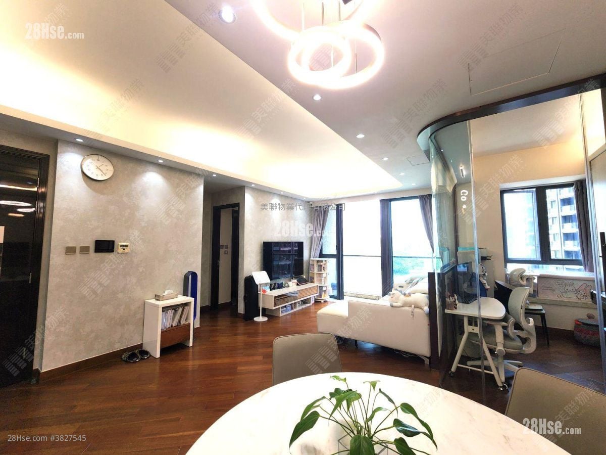 Ultima Sell 3 Bedrooms , 2 Bathrooms 1,237 ft²