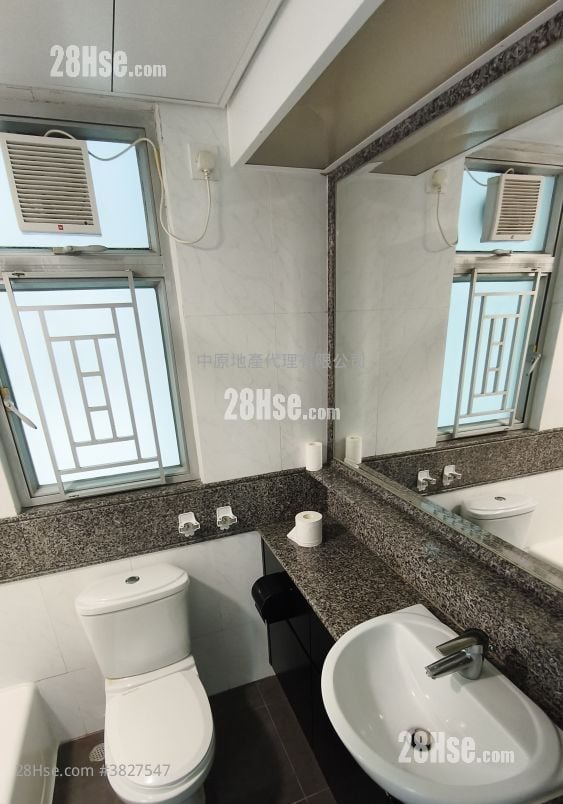 Summit Terrace Sell 2 Bedrooms , 1 Bathroom 424 ft²