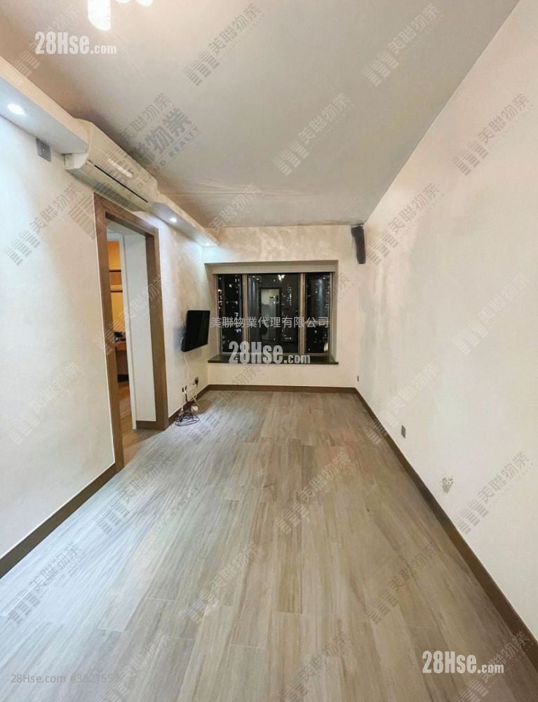 Tseung Kwan O Plaza Sell 2 Bedrooms , 1 Bathroom 451 ft²