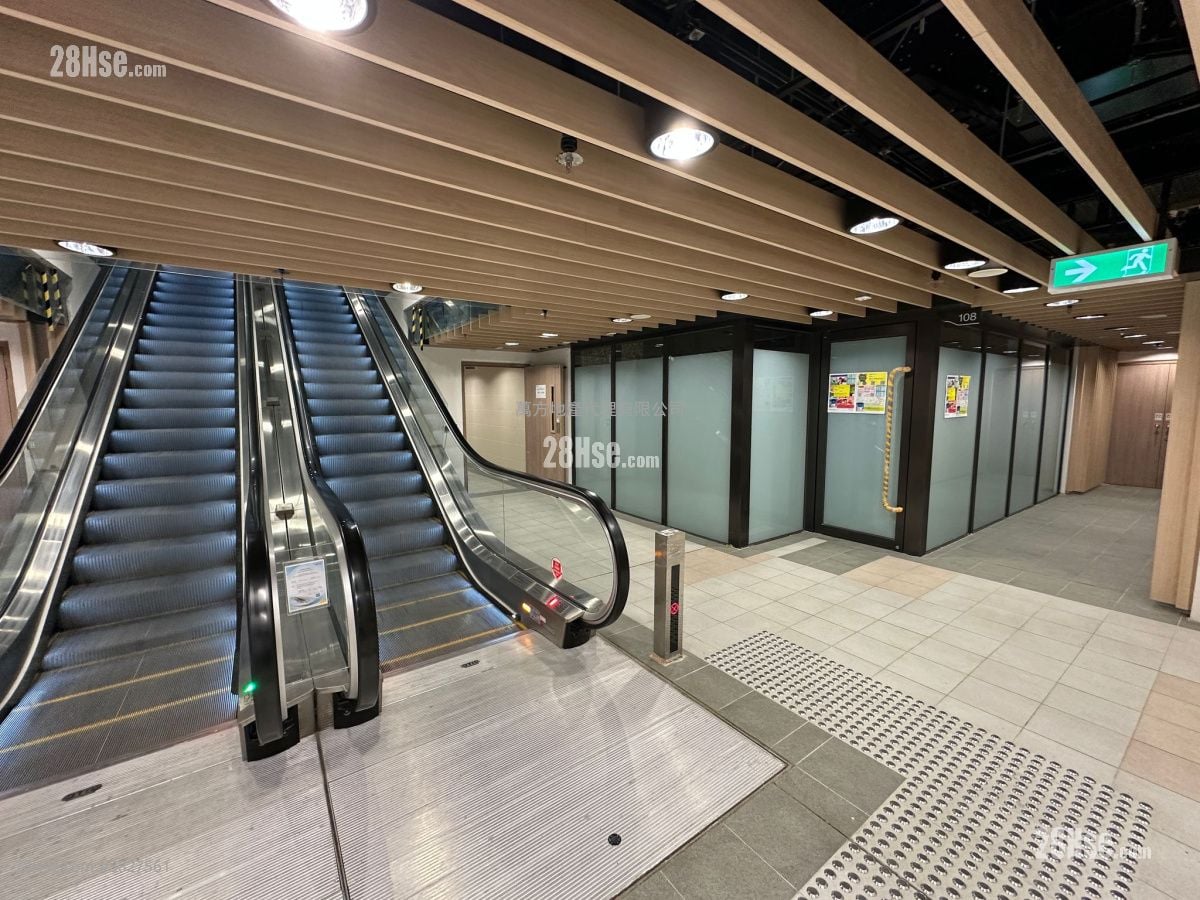 Kam Chun Court Sell 2 Bedrooms , 1 Bathroom 447 ft²