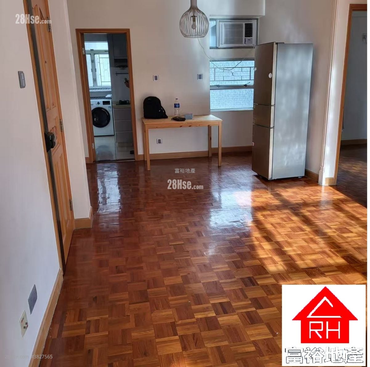 萬和閣 售盤 3 房 , 1 浴室 658 平方呎