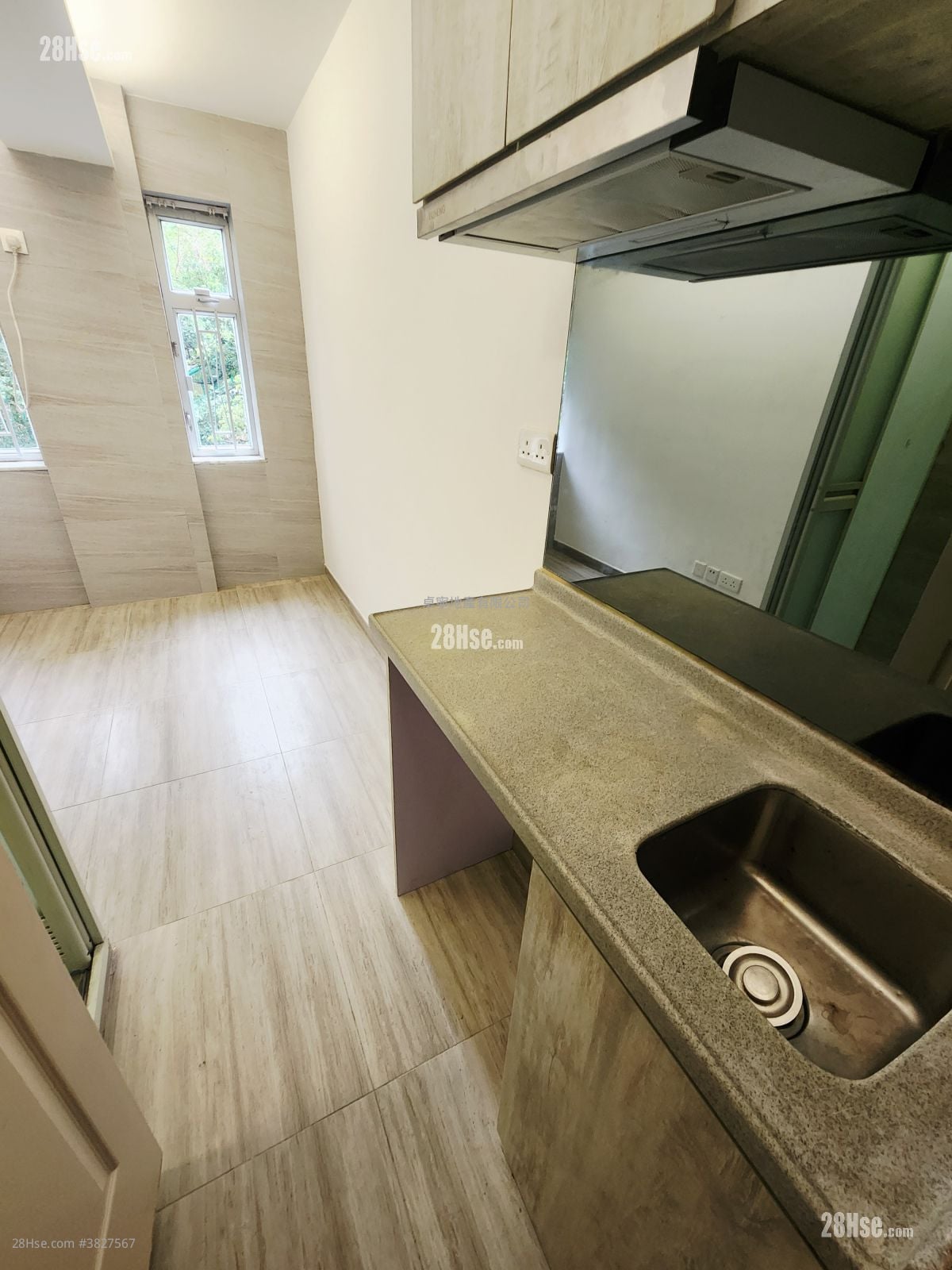 单幢楼房 租盘 100 平方尺