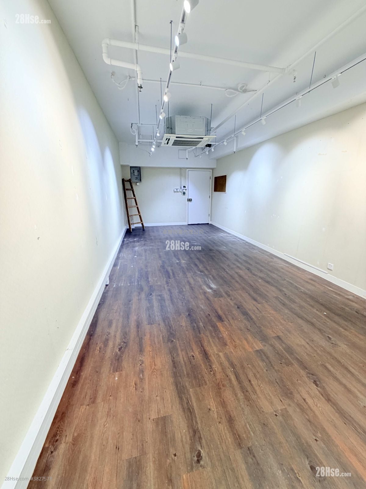 Sterling Centre Sell Studio , 1 Toilet 375 ft²