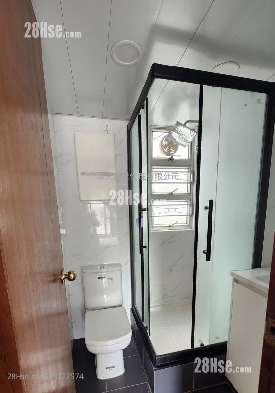 22居 租盘 3 房 , 2 浴室 603 平方尺