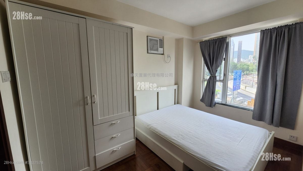 22居 租盘 3 房 , 2 浴室 603 平方尺