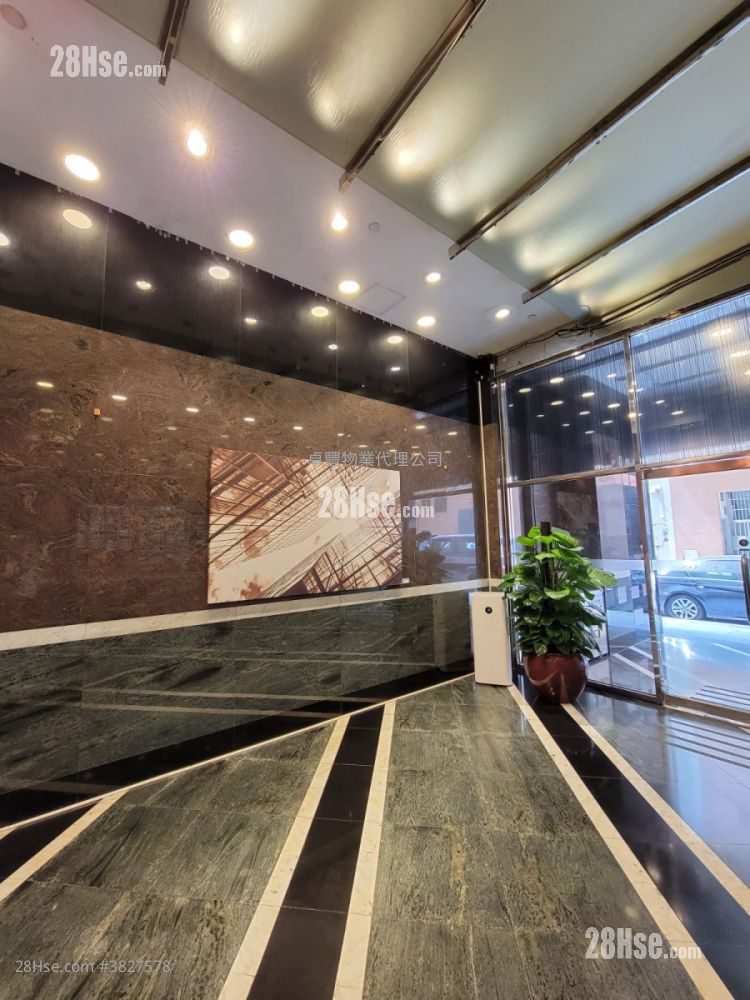 Sterling Centre Sell Studio , 1 Toilet 375 ft²