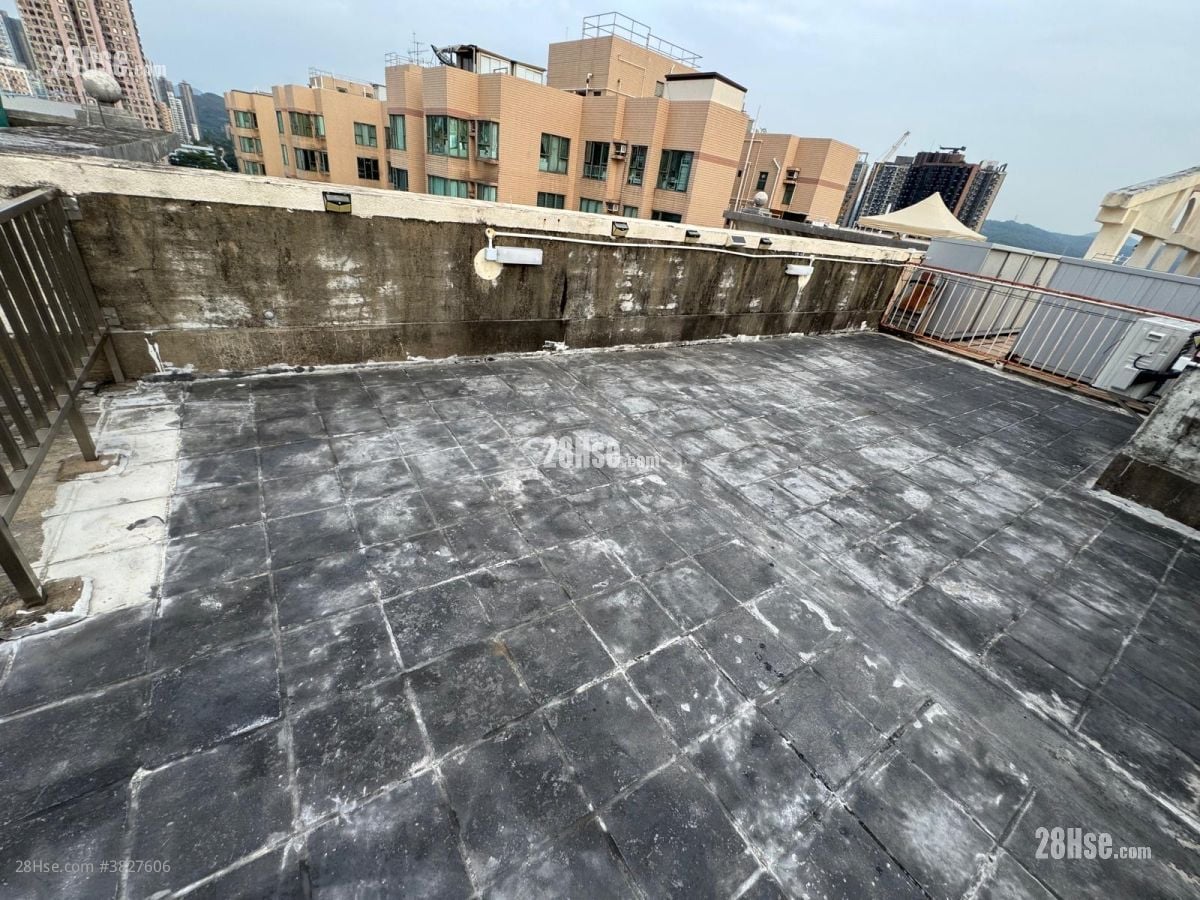 Covent Garden Rental 2 Bedrooms , 1 Bathroom 537 ft²