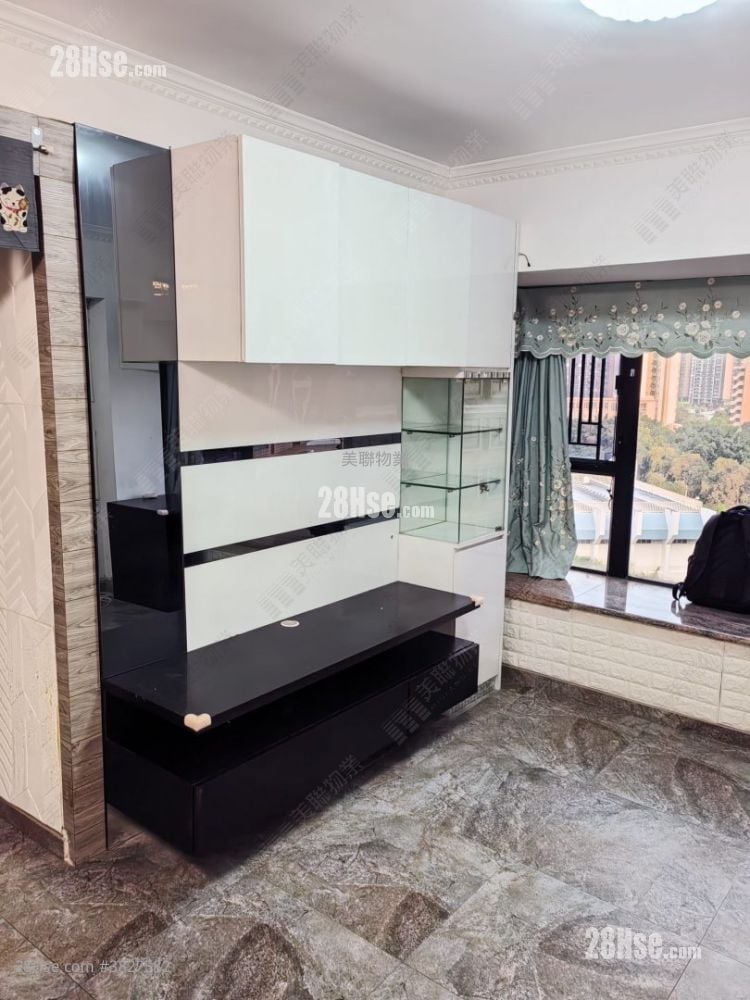 Scenic Garden Rental 3 Bedrooms , 2 Bathrooms 647 ft²