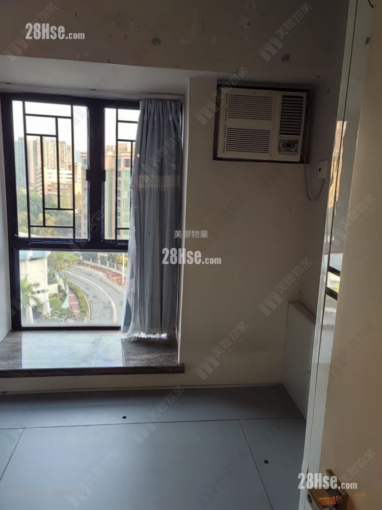 Scenic Garden Rental 3 Bedrooms , 2 Bathrooms 647 ft²