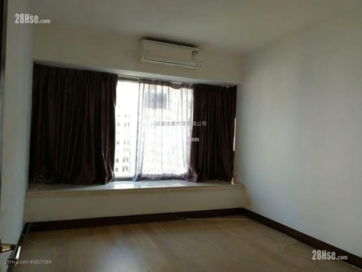 Celestial Heights Sell 5+ Bedrooms , 3 Bathrooms 1,662 ft²