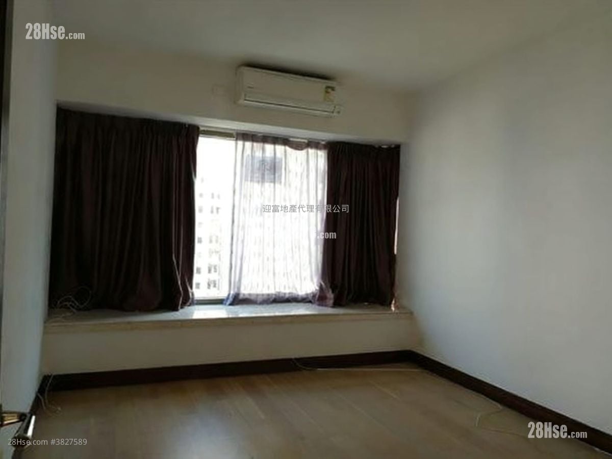 Celestial Heights Sell 5+ Bedrooms , 3 Bathrooms 1,662 ft²