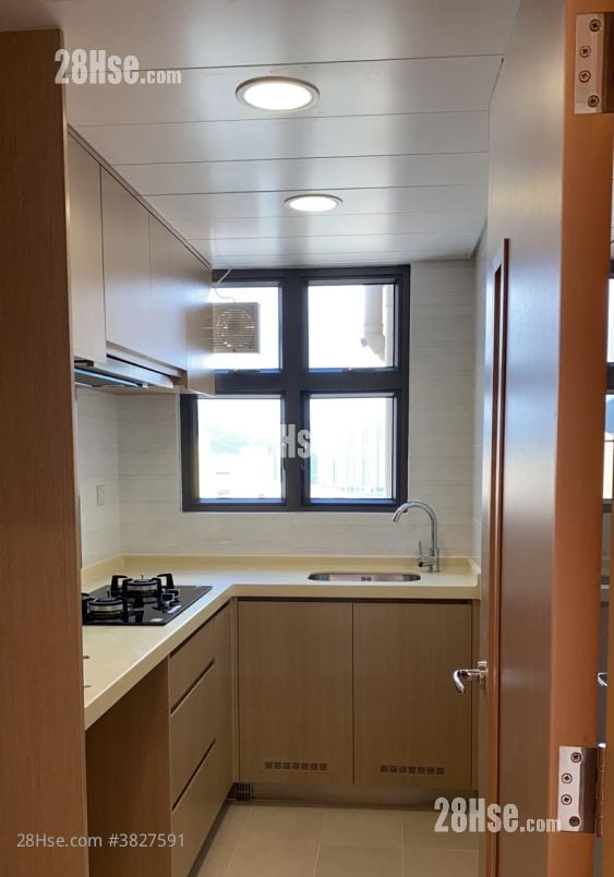 翠嶺峰 租盤 3 房 , 2 浴室 684 平方呎