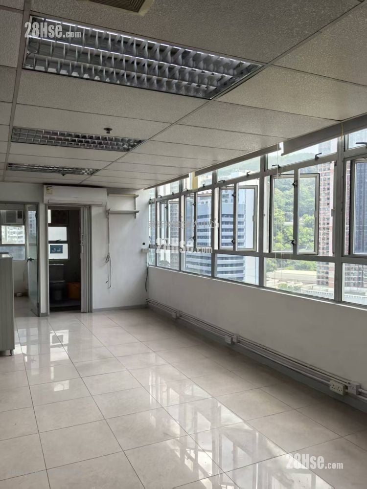 嘉力工业中心 租盘 2 房 , 1 厕所 724 平方尺