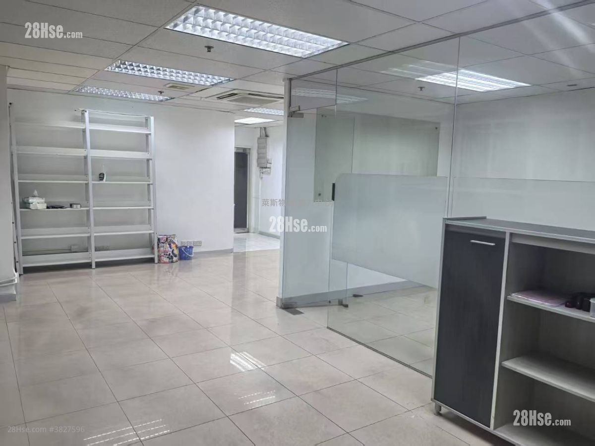 嘉力工业中心 租盘 2 房 , 1 厕所 724 平方尺