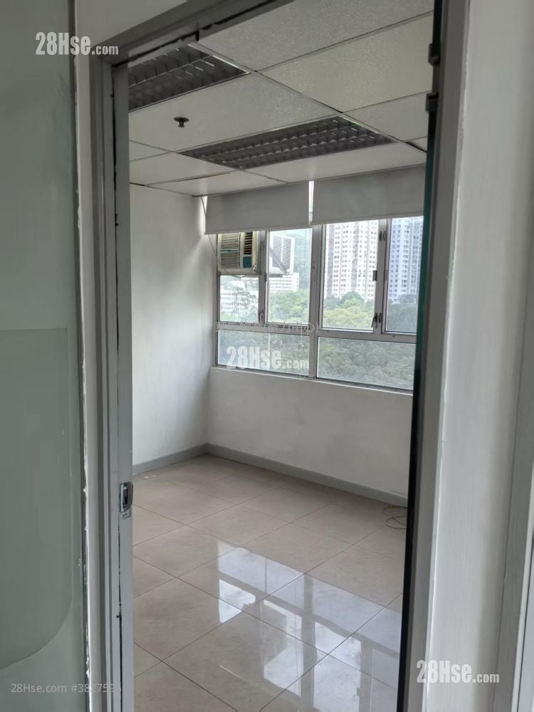 嘉力工业中心 租盘 2 房 , 1 厕所 724 平方尺