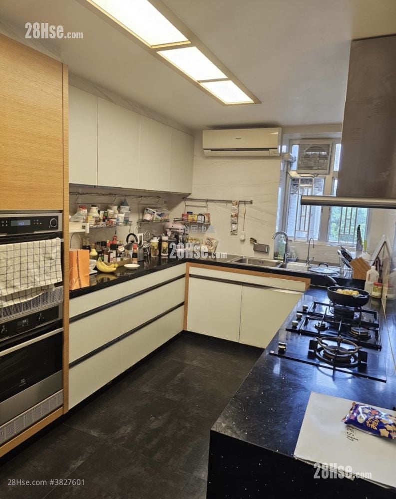 Taikoo Shing Sell 3 Bedrooms , 2 Bathrooms 1,114 ft²