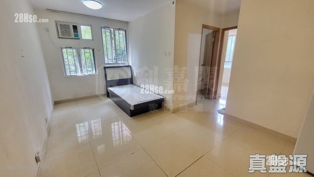 兆康苑 售盤 2 房 , 1 浴室 438 平方呎