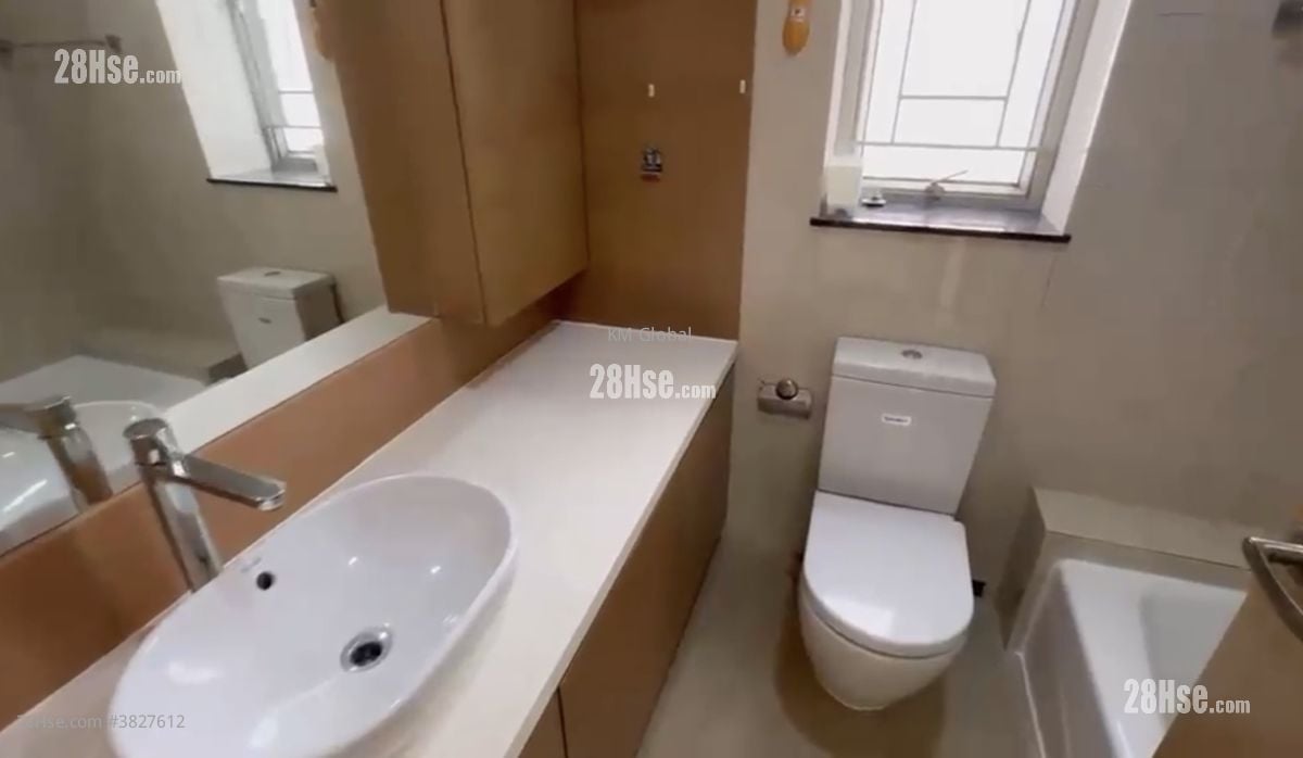 Sorrento Sell 3 Bedrooms , 2 Bathrooms 1,167 ft²