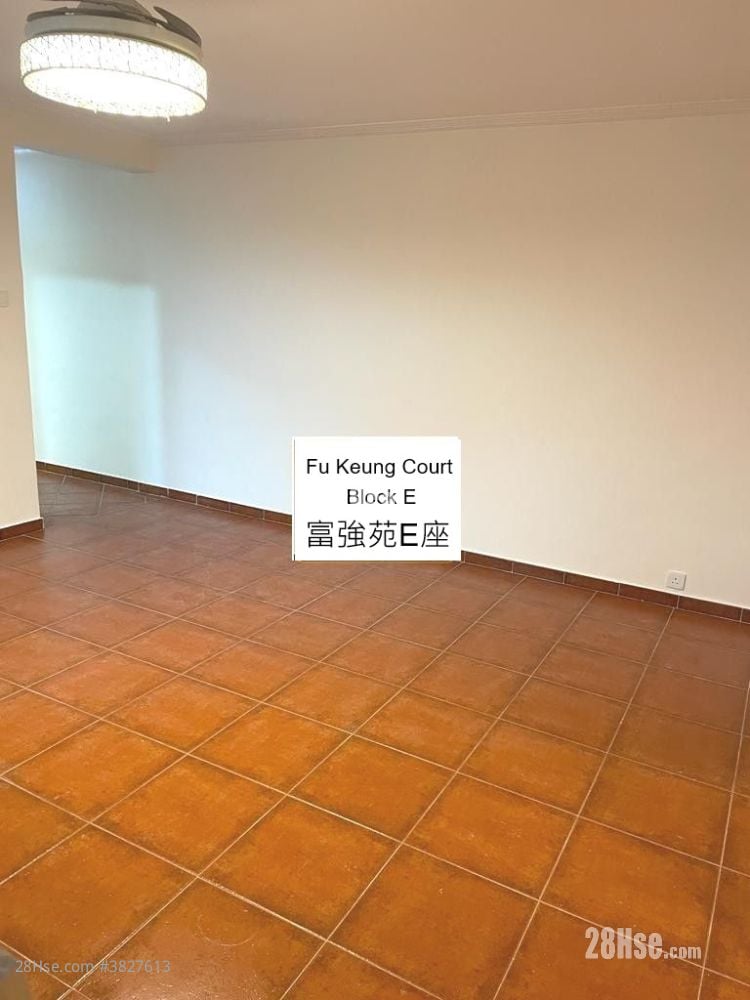 Fu Keung Court Sell 2 Bedrooms , 1 Bathroom 577 ft²