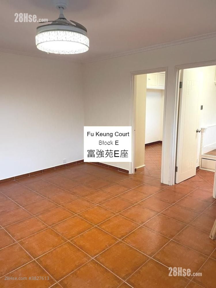 Fu Keung Court Sell 2 Bedrooms , 1 Bathroom 577 ft²