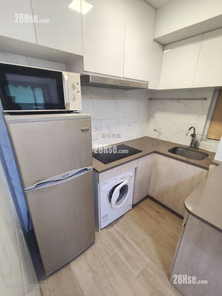 Midland Centre Rental Studio , 1 Bathroom 285 ft²