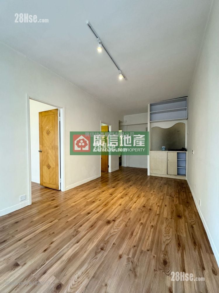 Bell House Rental 2 Bedrooms , 1 Bathroom 523 ft²