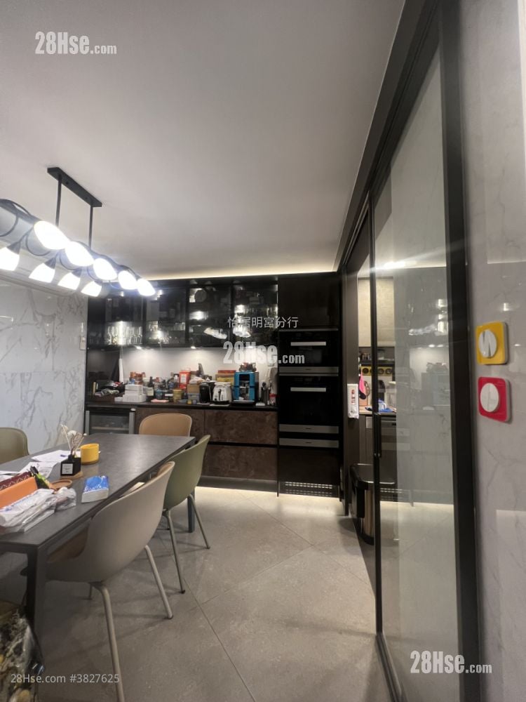 太古城 售盘 4 房 , 2 浴室 1,114 平方尺