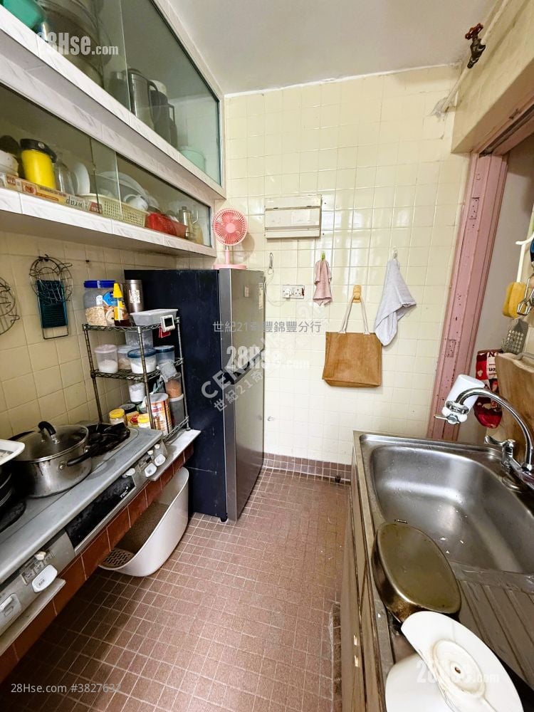 錦鞍苑 售盤 2 房 , 1 浴室 401 平方呎