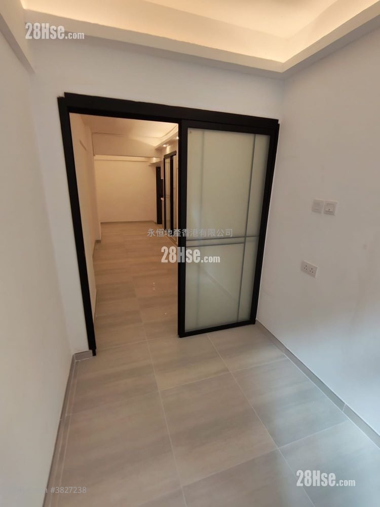 美輪大廈 租盤 2 房 , 1 浴室 300 平方呎