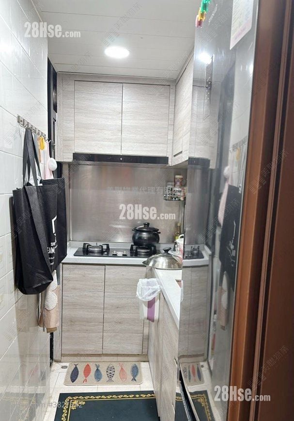 怡景园 售盘 3 房 489 平方尺