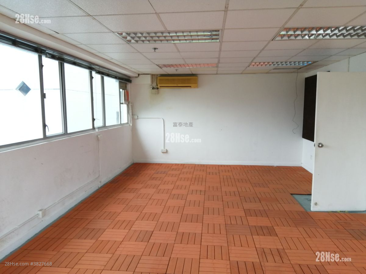 金龙工业中心 租盘 2 房 , 3 厕所