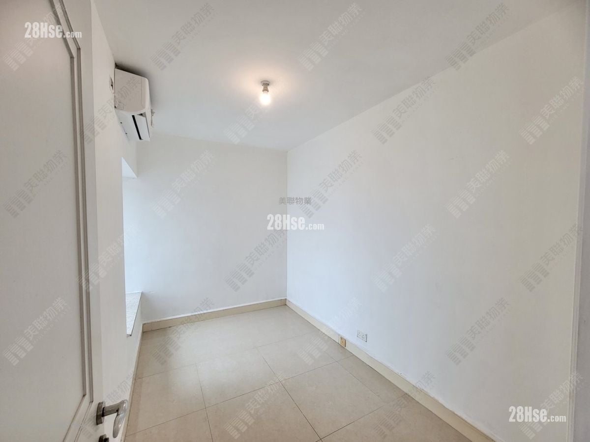 Central Park Towers Sell 2 Bedrooms 494 ft²