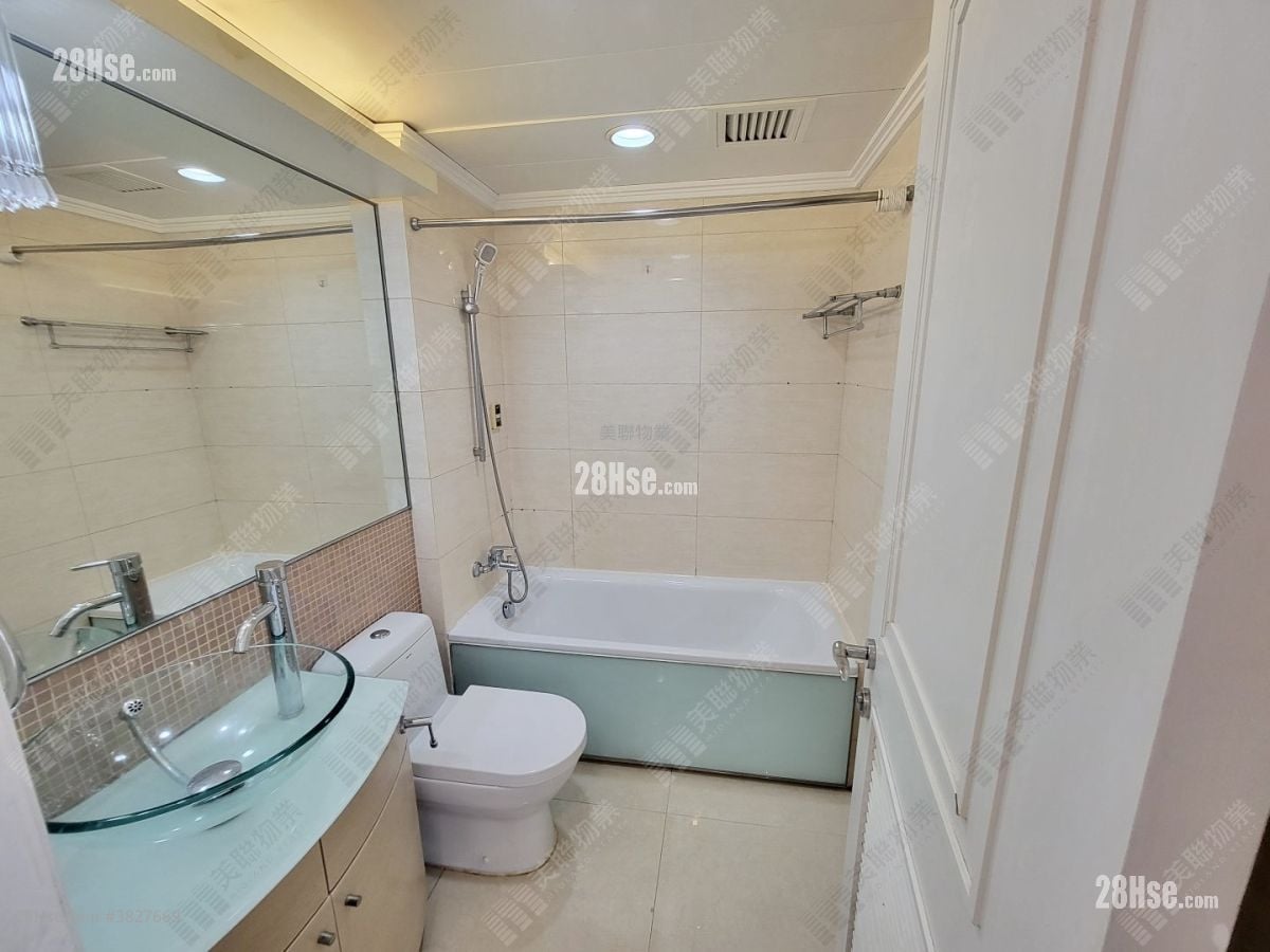 Central Park Towers Sell 2 Bedrooms 494 ft²