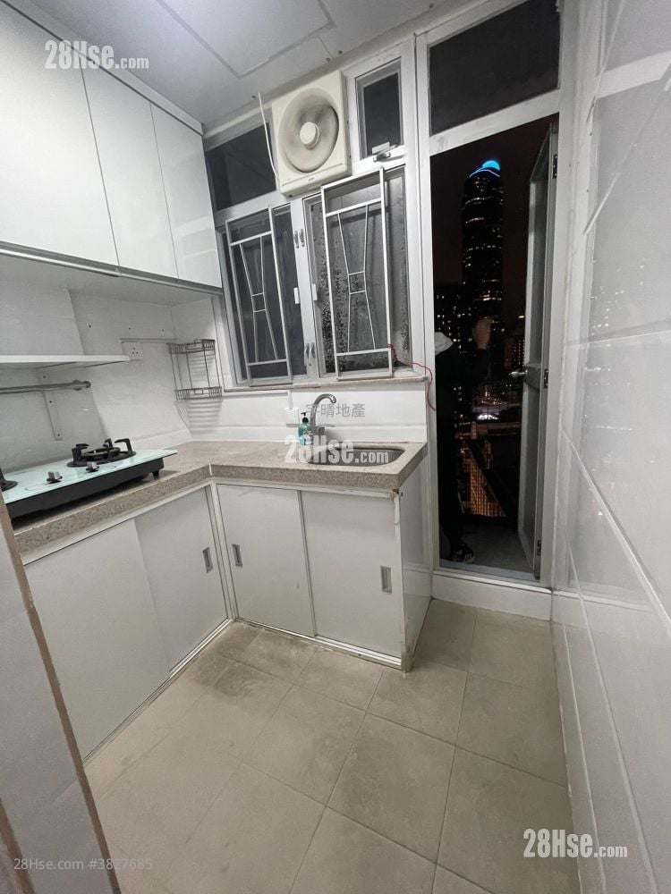 Cherry Mansion Sell 2 Bedrooms , 1 Bathroom 352 ft²