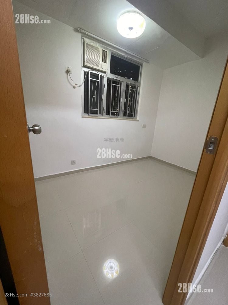 Cherry Mansion Sell 2 Bedrooms , 1 Bathroom 352 ft²