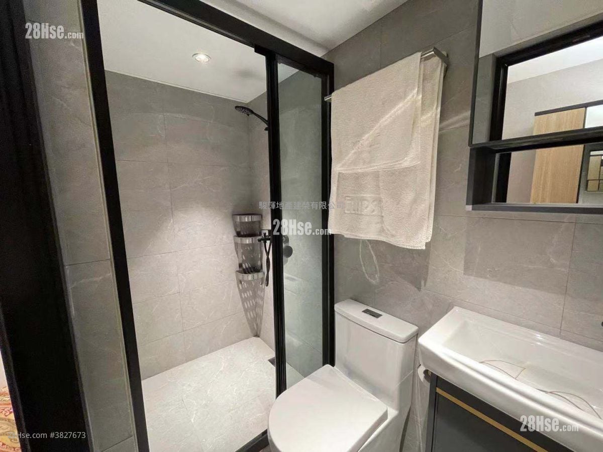 Yuk Chuen Building Rental Studio , 1 Bathroom 180 ft²