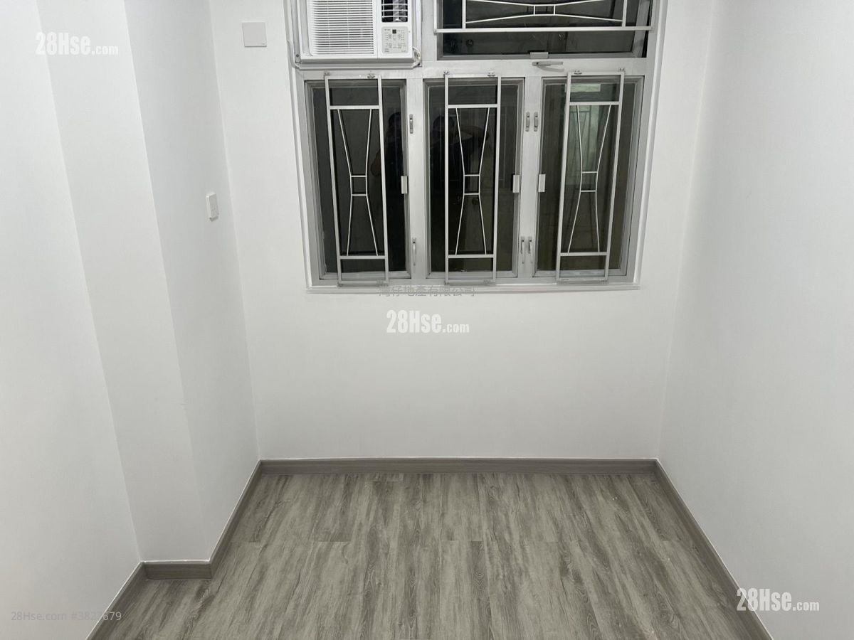 金碧大廈 租盤 3 房 , 1 浴室 446 平方呎