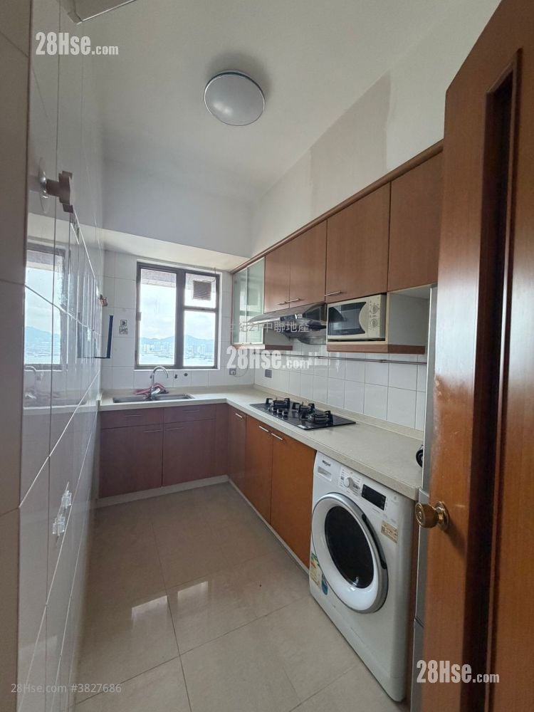 The Belcher's Sell 2 Bedrooms , 2 Bathrooms 751 ft²