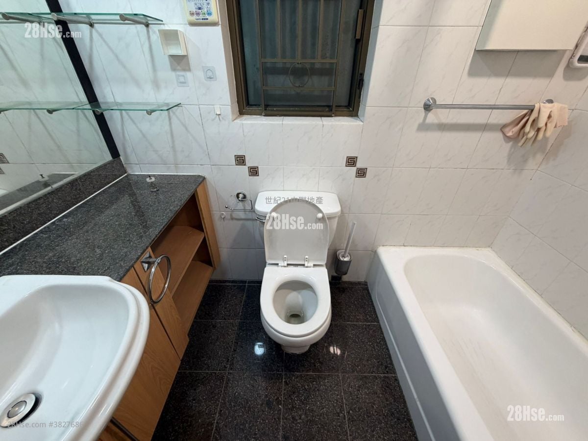 The Belcher's Sell 2 Bedrooms , 2 Bathrooms 751 ft²