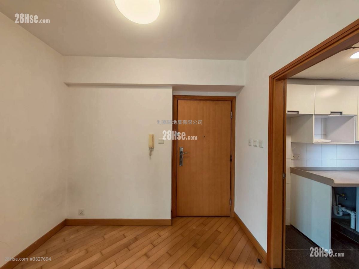 Yoho Town 售盤 2 房 , 1 浴室 393 平方呎