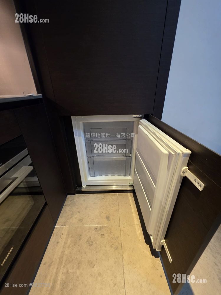 Skypark Rental 2 Bedrooms , 1 Bathroom 540 ft²