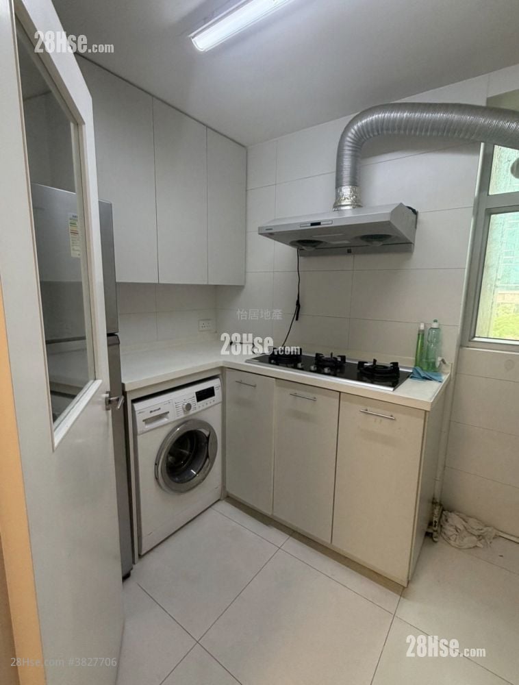 Taikoo Shing Sell 3 Bedrooms , 2 Bathrooms 897 ft²