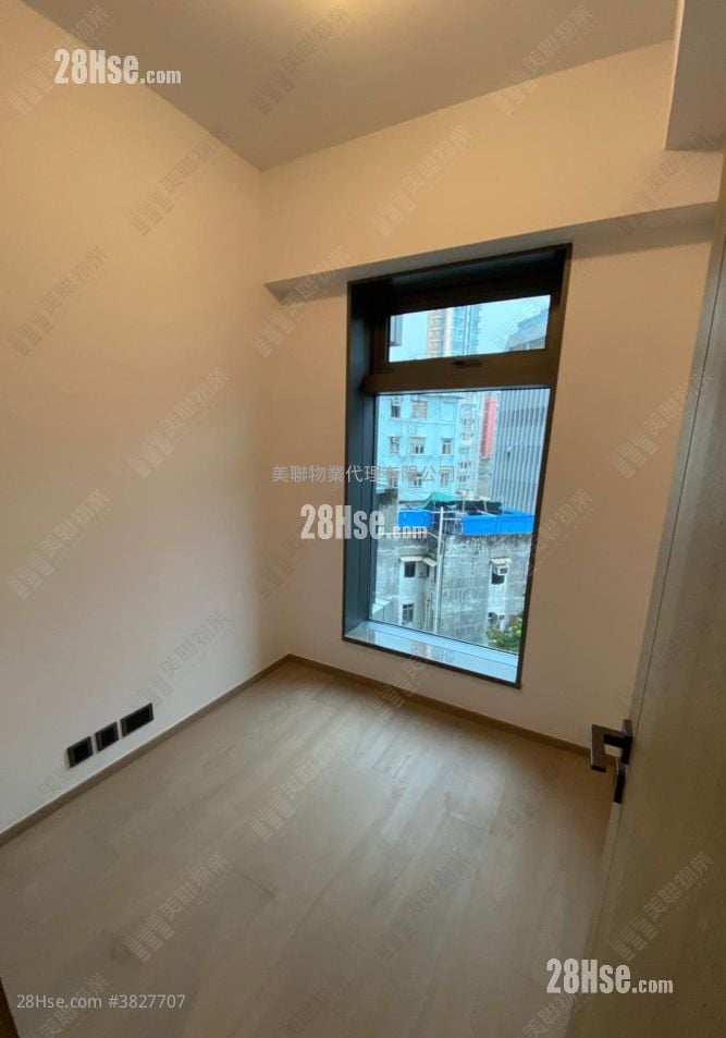 Phase 1B Of The Campton Sell 2 Bedrooms , 1 Bathroom 514 ft²