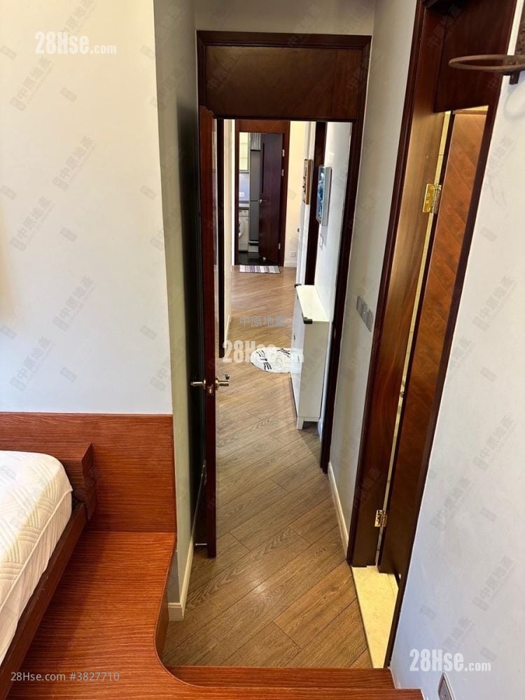 One Silversea Sell 3 Bedrooms 665 ft²