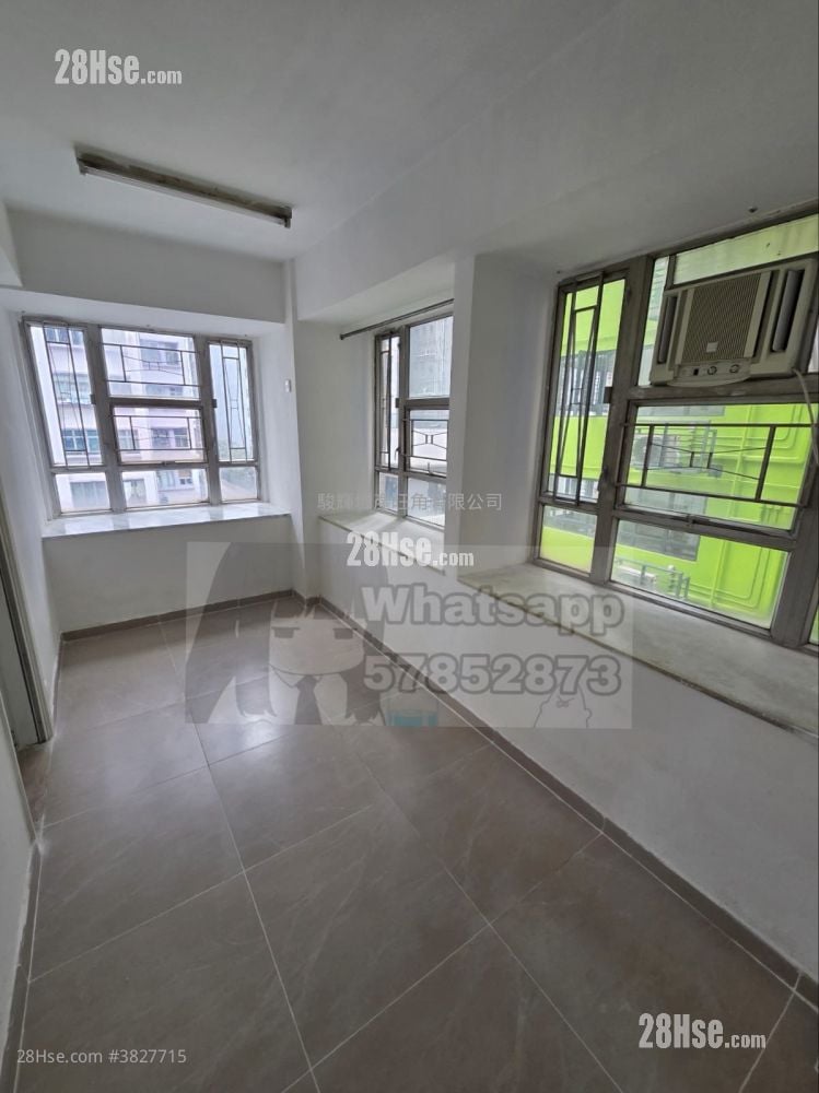 Wing Ning Building Sell 1 Bedroom , 1 Bathroom