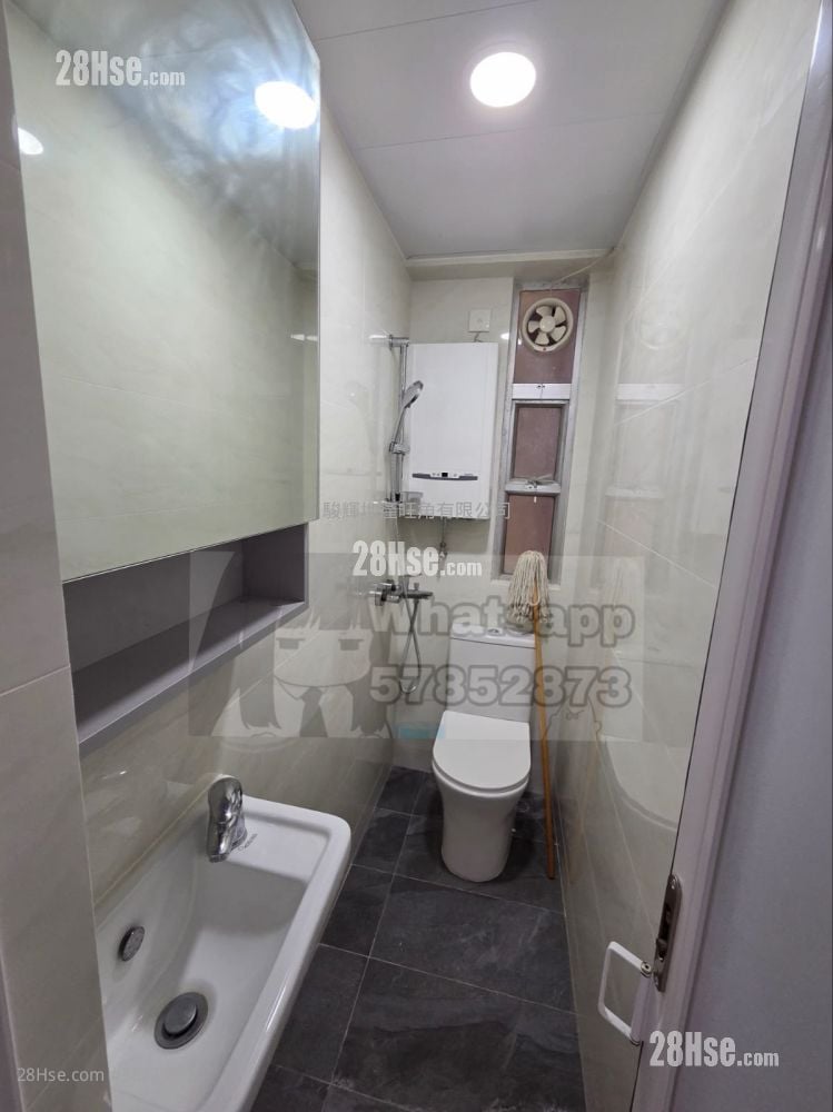 Wing Ning Building Sell 1 Bedroom , 1 Bathroom