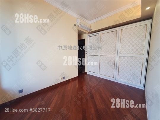 The Palazzo Rental 3 Bedrooms 913 ft²