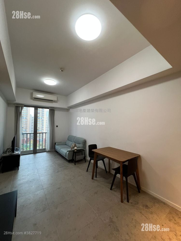 Skypark Rental 2 Bedrooms , 1 Bathroom 540 ft²