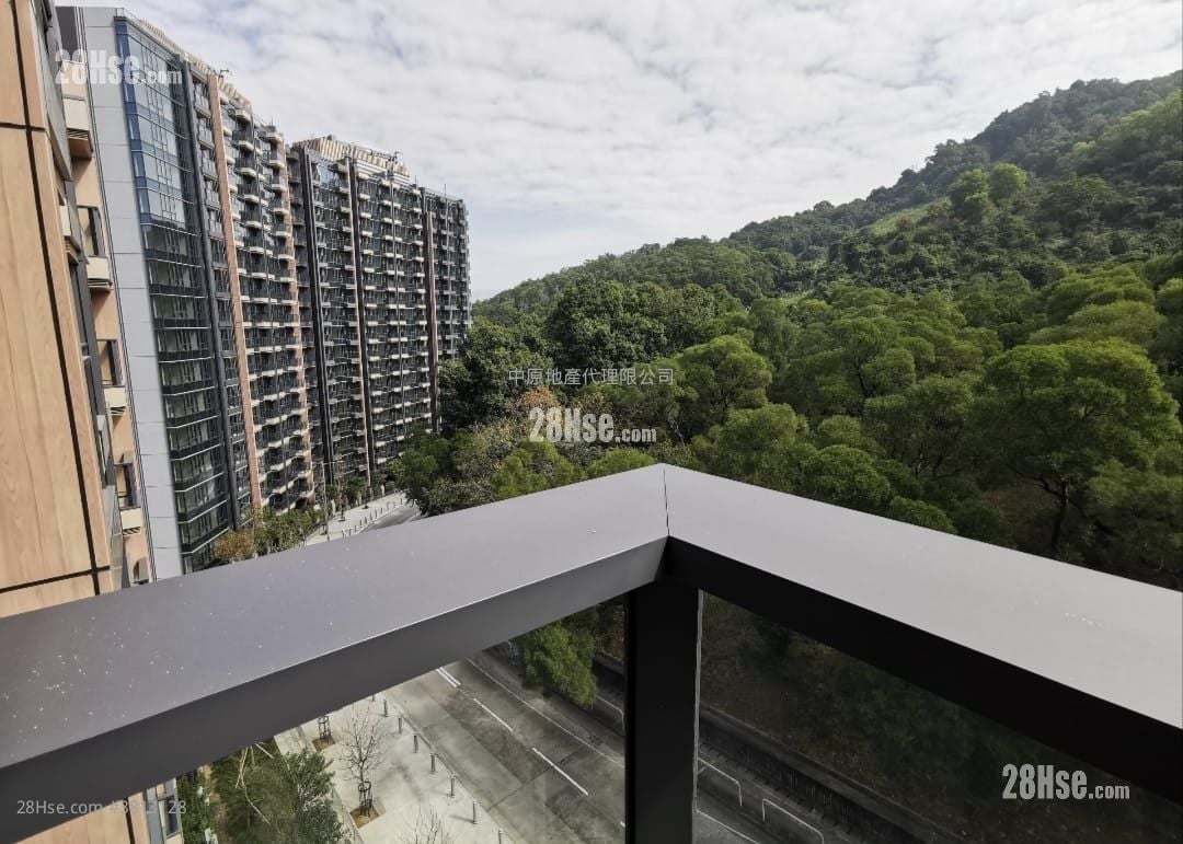 The Regent Rental 3 Bedrooms , 3 Bathrooms 746 ft²