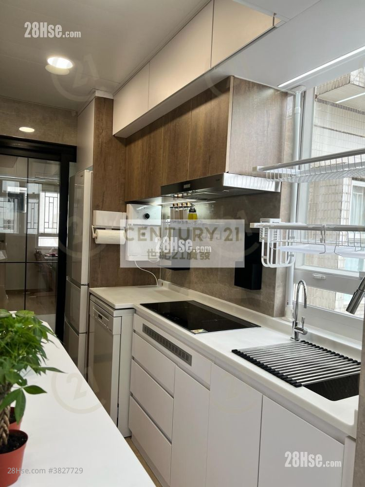 Scenery Court Sell 2 Bedrooms , 1 Bathroom 375 ft²